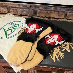 Astis Vintage Mittens